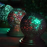 Postes de amarração naturais Ornam dado forma especial da pedra do lote luminoso da pedra do estacionamento do carro