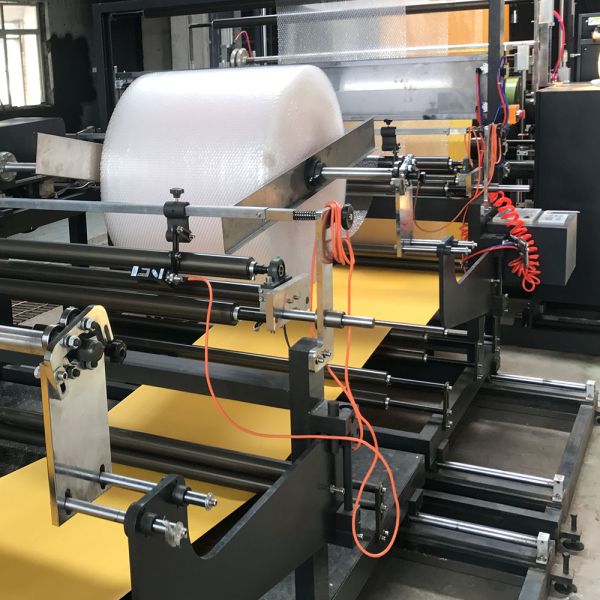DY-800 paper laminated air bubble bag mailer envelope making machine