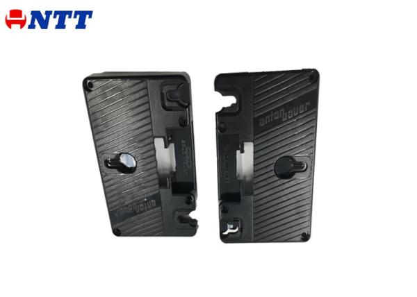OEM Hot Runners In Injection Molds Moldmaster Black PP Plastic Cover Parts