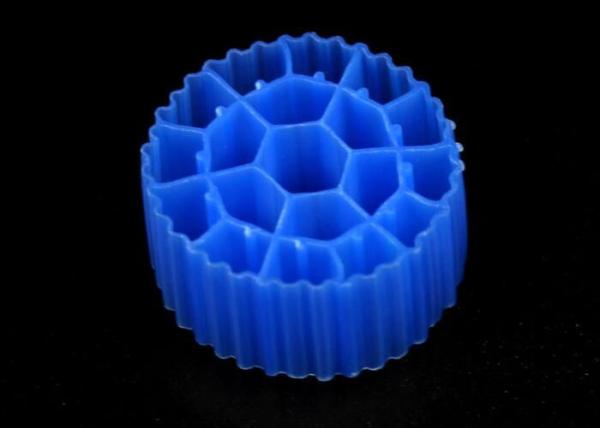 Meios plásticos de flutuação 25mm x 10mm dos meios de filtro do HDPE do Virgin bio