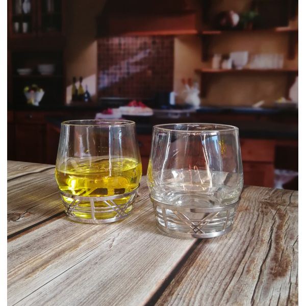 Retro Style Metal Base Rock Glass Handmade Whiskey Glass , Crystal Whisky Glasses