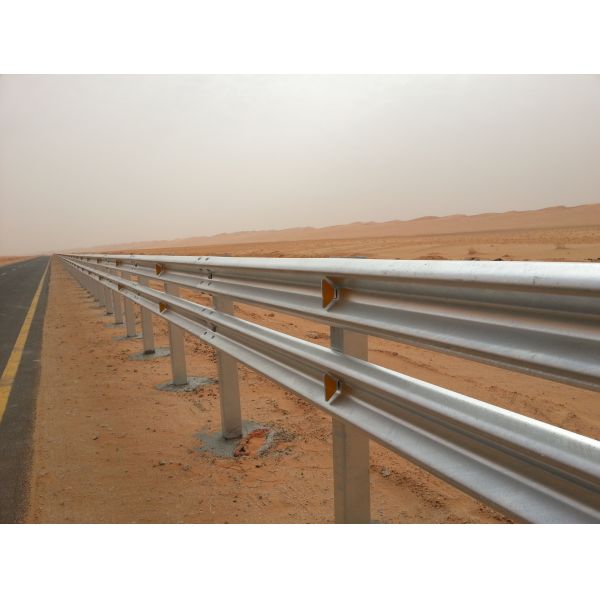 Corrugated W Beam Highway Guardrail 345 Yield Strength Steel ASTM A123 Zinc Coated
