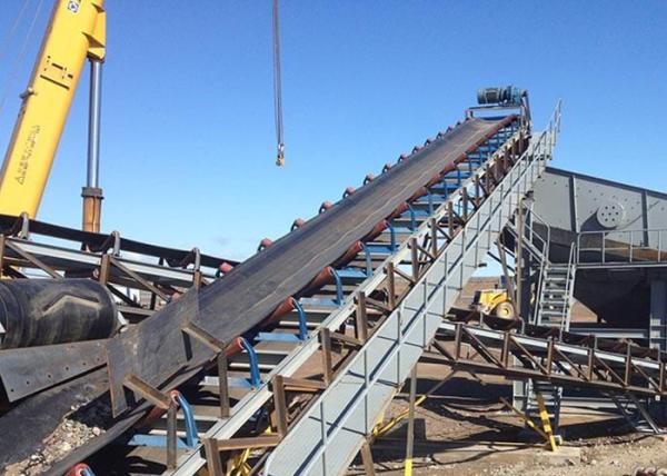 Rubber Quarry Sand Inclined Belt Conveyor 1200mm For Mining Industry