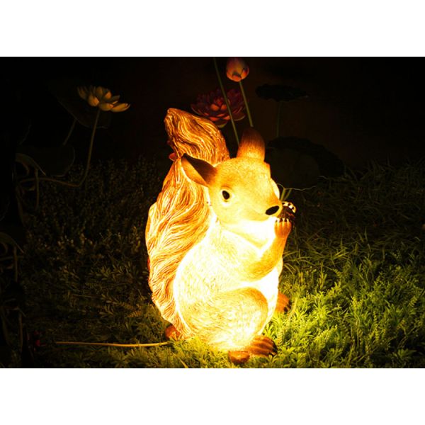 LED Squirrel Modeling Lights Resin Landscape Translucent Animal Outdoor Waterproof Park Landscape Lamp