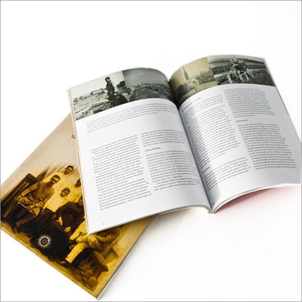 Service d'impression Softcover de livre de stratification mate d'OEM 4c+4c avec l'attache parfaite