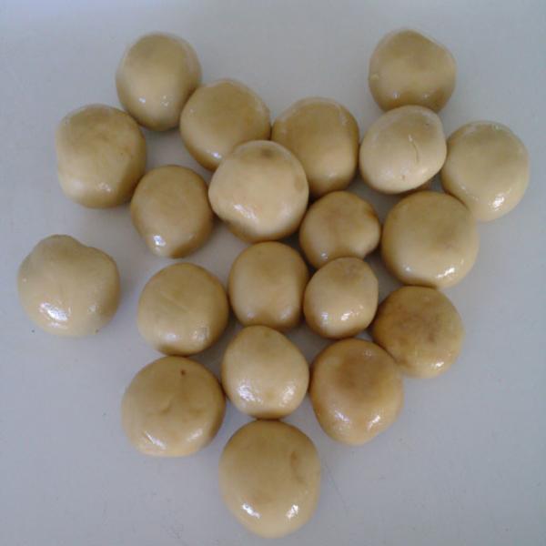 Brine Preservation Seasoned Canned Champignon Mushroom For Bakery / Supermarket