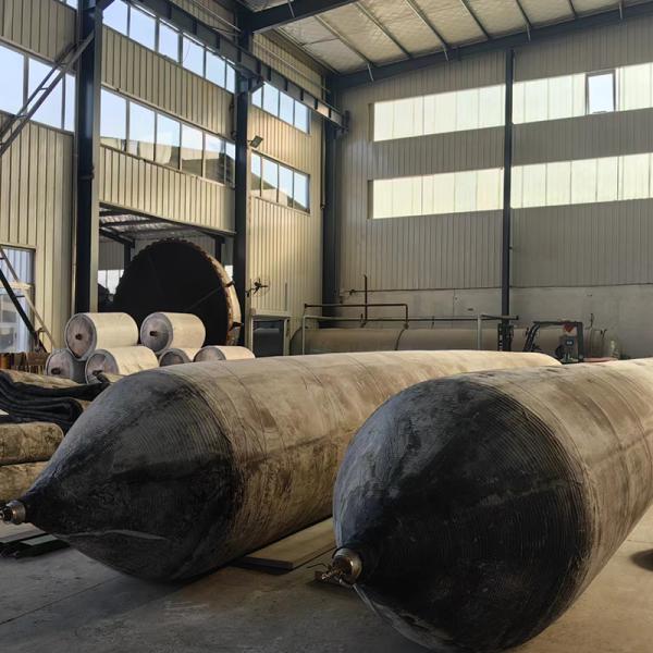 Marine Rubber Airbag 0.8-3M Diameter for Ship Launching and Salvage