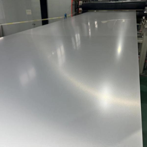 0,055 x 36 pouces alliage 3105 kynar pvdf mate gris ral 7046 coloride bobine en aluminium pré-peint pour la toit en aluminium