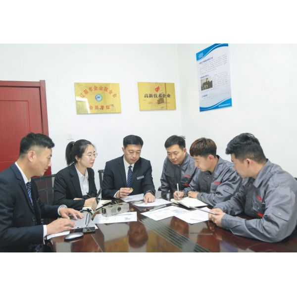 Производитель автоматических мини-супозиторов Компания по производству линий наполнения и уплотнения