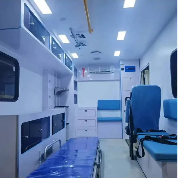 4X4 off-Road Ambulance Car Price 4WD Emergency Medical Vehicle for Sale