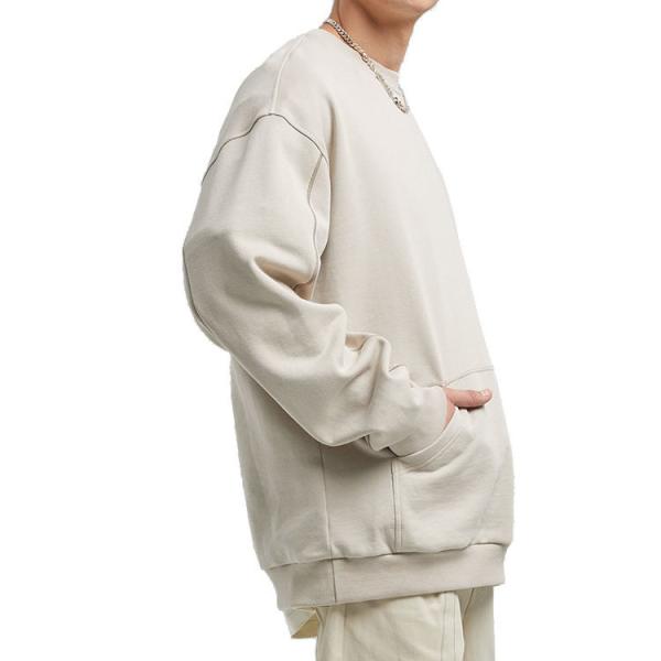 Round Neck Mens Embroidered Sweatshirt Thermal Lining And Soft Fleece Fabric