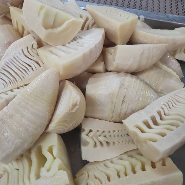Hot Wholesale Chinese Fine Quality Freshly Slender Pickled Canned Bamboo Shoots Cut Into Halves