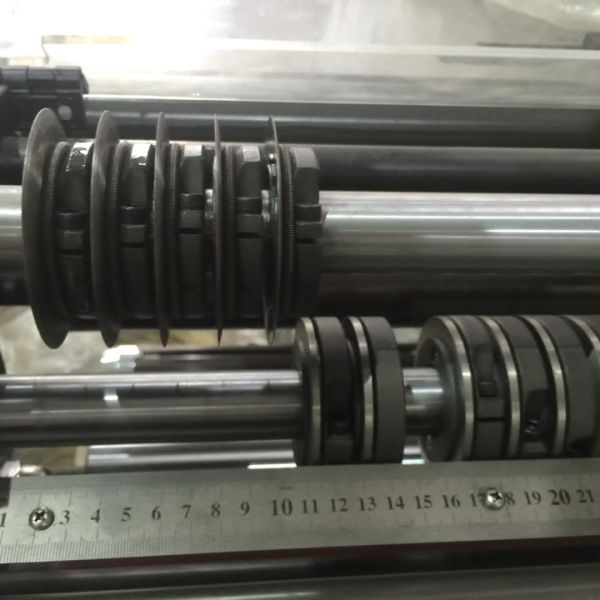 Roll Film Label Slitting Machine Turret Type