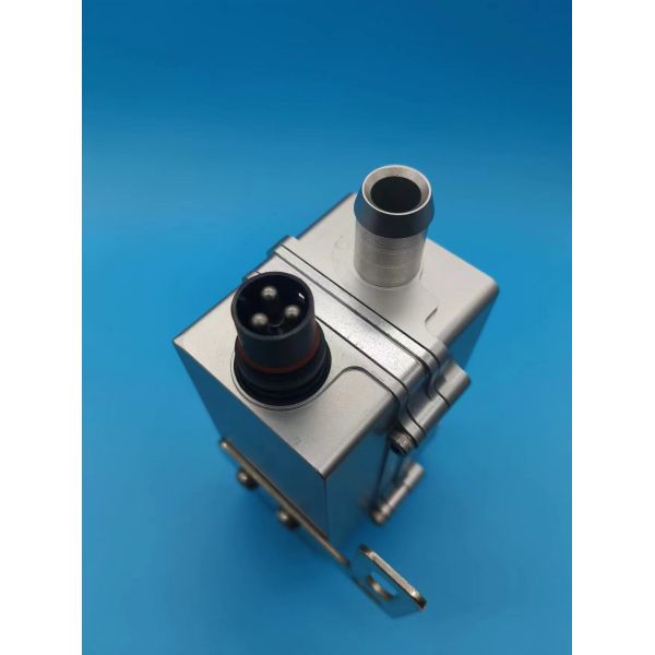 Серебряно-серые топливные нагреватели 2 кВт 220 Вт Автомобильные блок-нагреватели