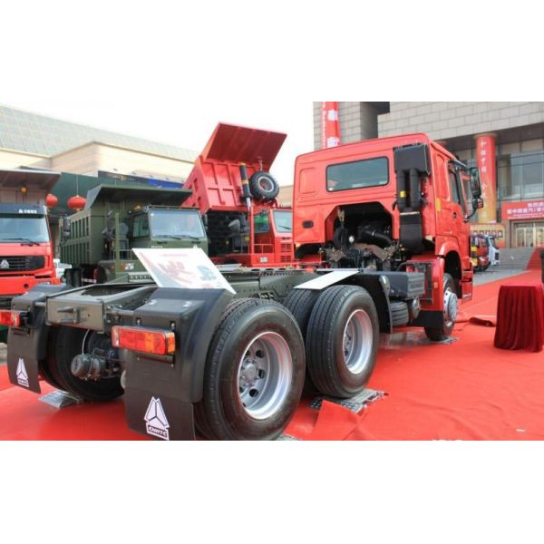 CHINA SINOTRUK HOWO tractor truck / prime mover New design chassis ZZ4257V324HD1B in tanzania