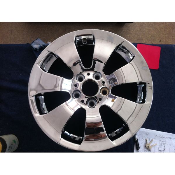 Магнетрон плоскости ДК распыляя лакировочную машину вакуума колеса автомобиля гарантия 1 года