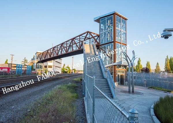 City Sightseeing Prefabricated Pedestrian Bridges Steels Structure Skywalk Handrail Metal Bridge