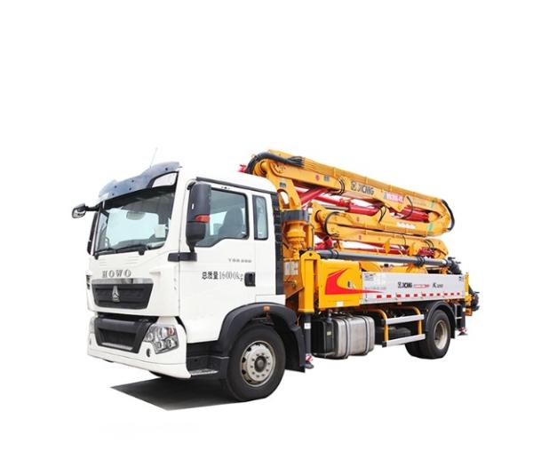 Hb37 Used Concrete Pump for Large-scale Construction Projects