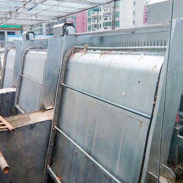 Fine Mechanical Sludge Sewage Wastewater Treatment Plant Grill Cleaning Bar Screen Filter Press Machine