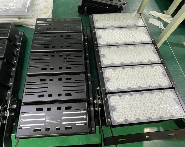 High Power LED Stadium Lights 600w 500w 400w 300w 200w 100w IP65 Waterproof 6KV-10KV