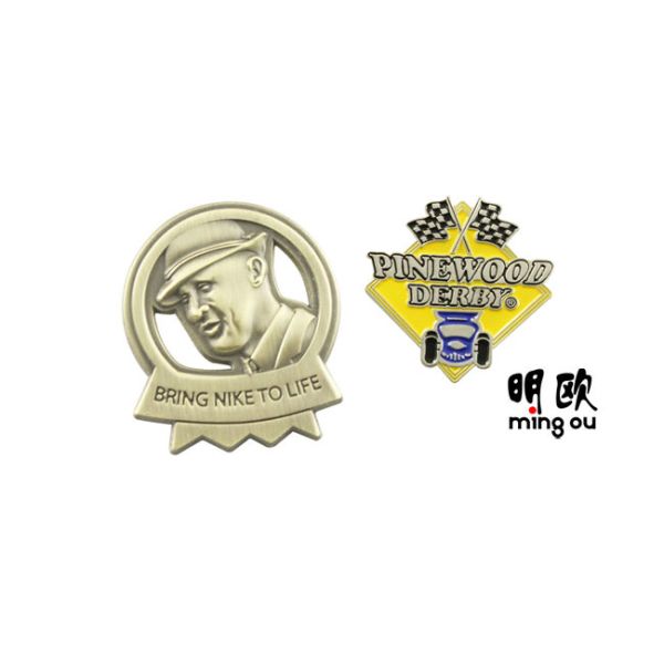 Antique Souvenir Military Lapel Pin Badges 3D Embossed Design For Decorative
