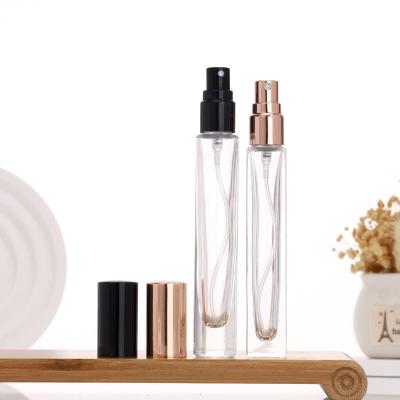 Bouteilles cosmétiques en verre translucide 120 ml Glaçure transparente avec couvercle de panier de fleurs