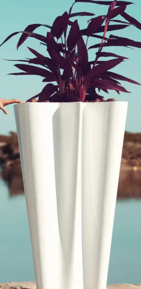 Пластиковый садовый цветочный плантатор