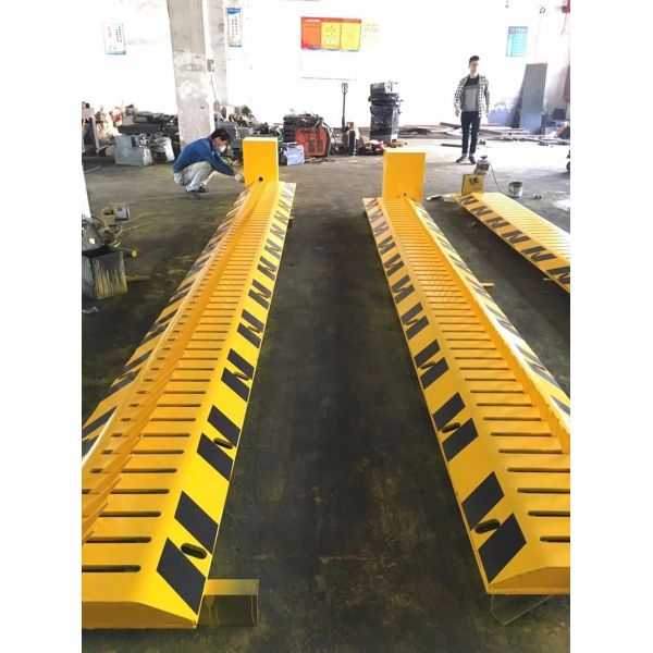 Electro Mechanical Tyre Killer with 6m Length and IP68 Rating for Vehicle Access Control
