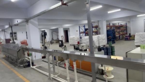 Línea de producción de extrusión de alambre de alta velocidad para automóviles 1500 m/min