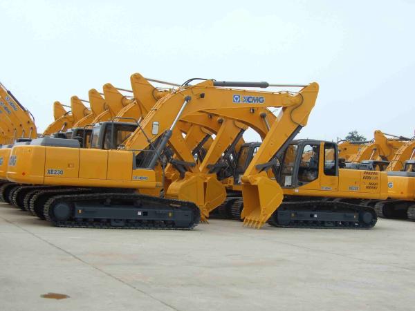 Earthmoving Machinery XE230C Excavator With Intelligent Operation