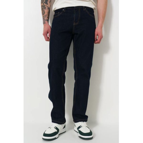 Men’s Classic Straight-Leg Denim Jeans in Premium Dark Indigo with Five-Pocket Styling
