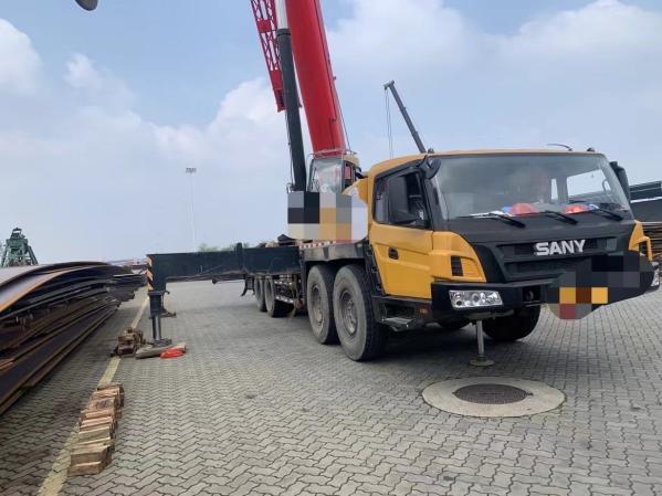 SA 20 ans d'expérience Certifié ISO9001 80 Tonnes Ventes de grues mobiles Enquête Contactez-nous