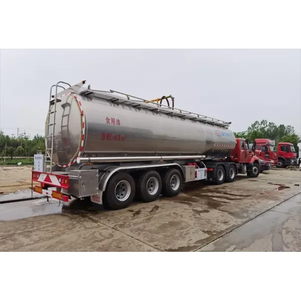 Premium Crude Oil Transport Truck with Aluminum Alloy Build