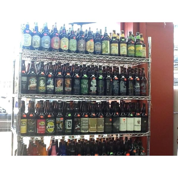 4 Layers Chrome Finish Steel Shelf Rack For Beverage Storage Floor Type