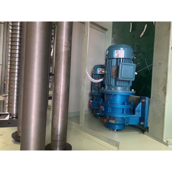 Abrasive Roll Cutting Machine for 1600mm Max Width Jumbo Roll Slitting in Other Markets
