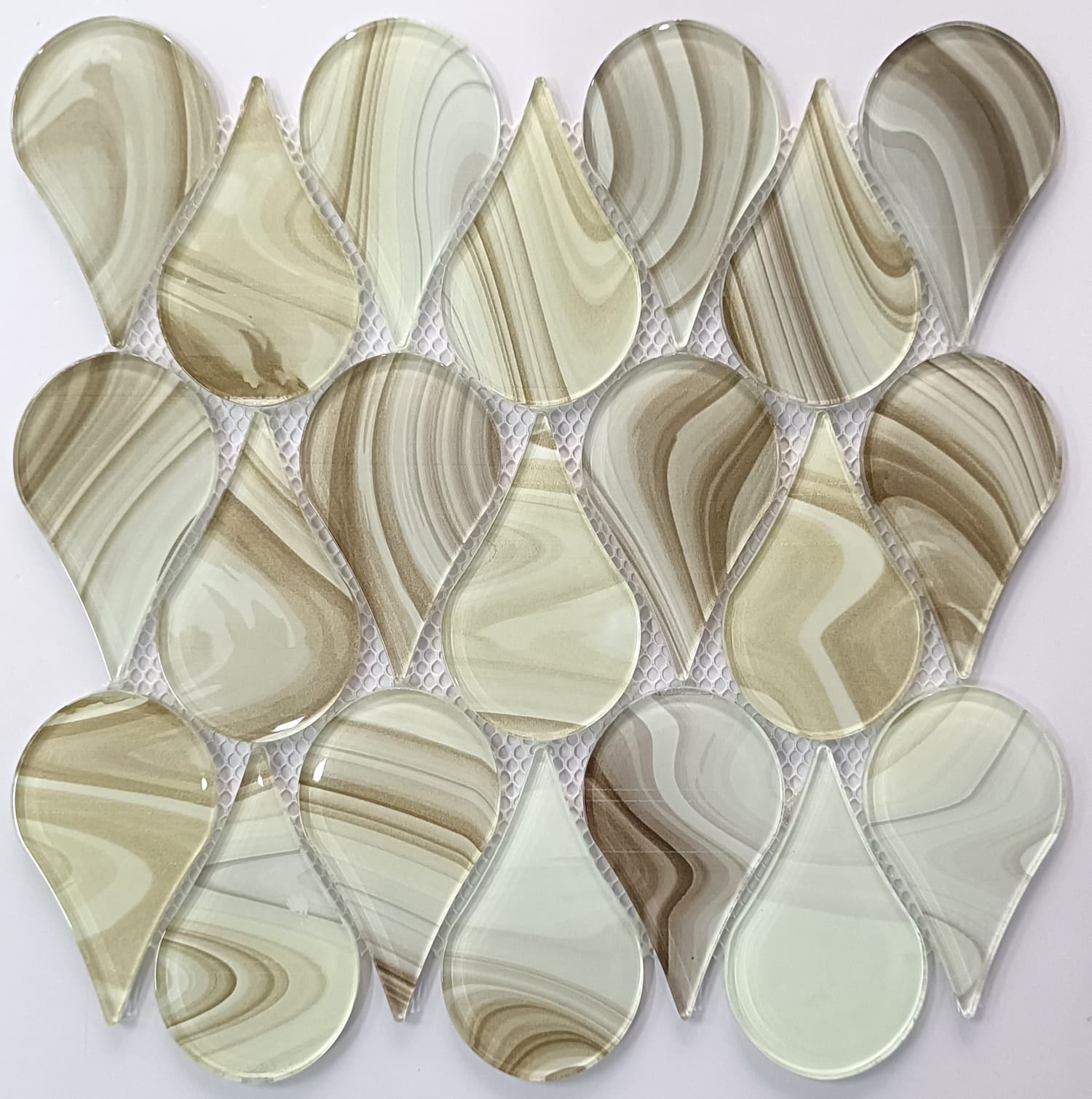 Different Shade Glass Mosaic For Kitchen And Bathroom Wall Decoration