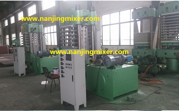 customized clamping forceforklift solid tyre press/tire vulcanizing machine
