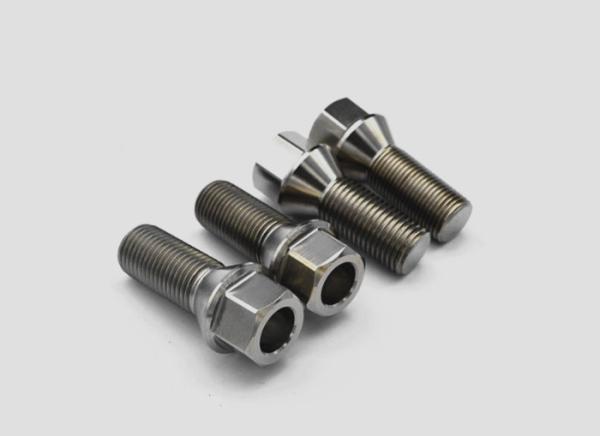 High Pressure Gr5 6AL4V Titanium Wheel Bolts For Racing Car / Motorcycle