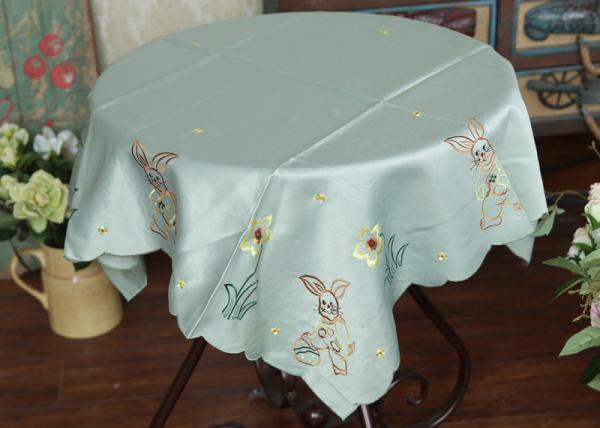 Unique Square Decorative Table Cloths Chemical Fiber Multiple Colors Embroidered