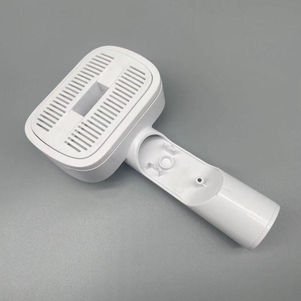 Provides Customized Molds and Injection Molding Services for Glossy Plastic Products