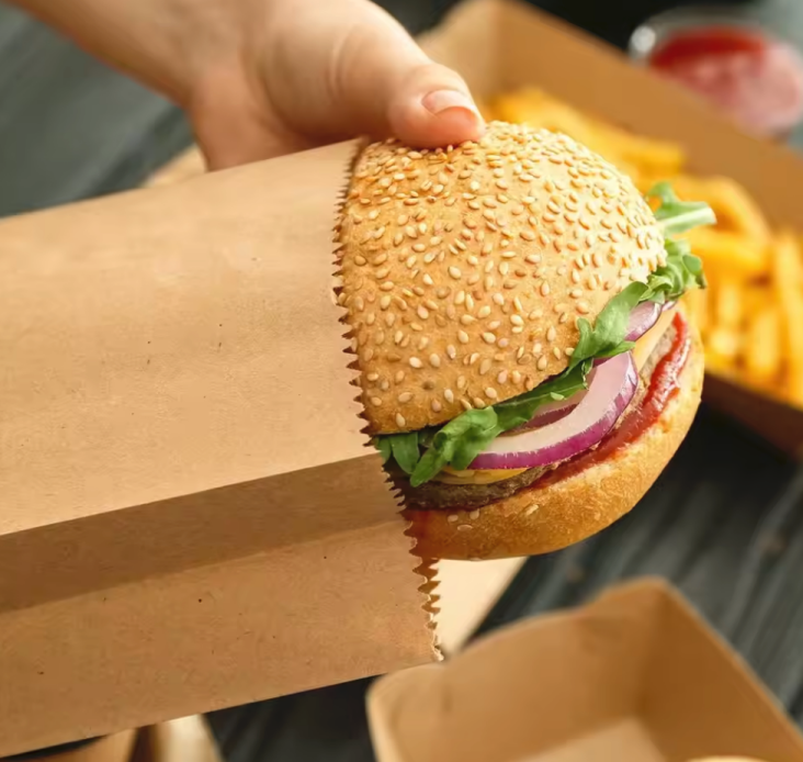 Bolsa de papel kraft marrón para llevar de restaurante con logotipo personalizado, para embalaje de alimentos, pan, almuerzo, venta al por menor, para llevar, sin asa