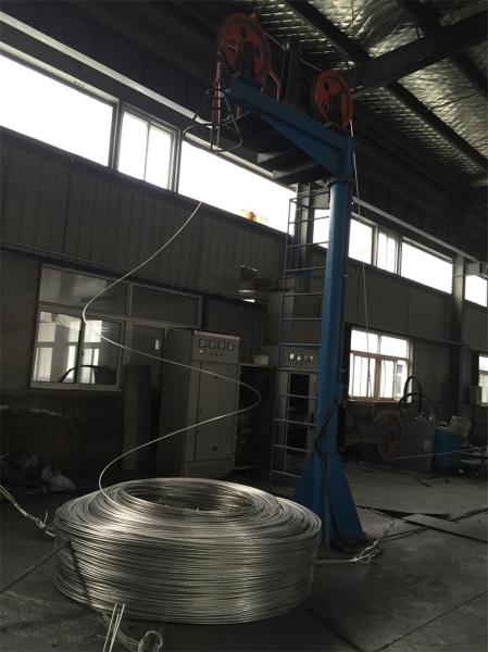 A linha aérea anticorrosiva condutor com configuração concêntrica desencapada encalhou o fio de aço galvanizado