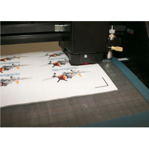 High Performance Vinyl Contour Cutting Plotter 2.62 Foot Max Cutting Width
