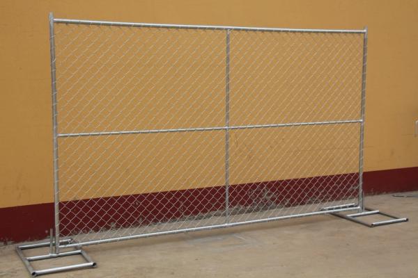 8'x10' constuction chain link mesh 2¼x2¼(57mmx57mm) diameter 11.5ga/2.75mm cross brace HDG 275 gram tubing 1¼32mm
