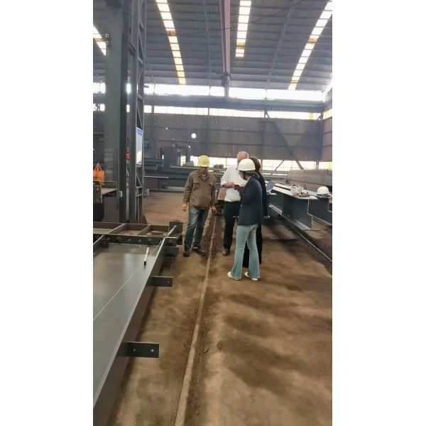 Custom-Engineered for Extreme Environments PEB Steel Factory with 50 Years Life Span and Galvanized Light Steel Frames