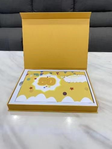 Cor-de-rosa 7 polegadas de vídeo Lcd cartão de brochura presente promocional personalizado