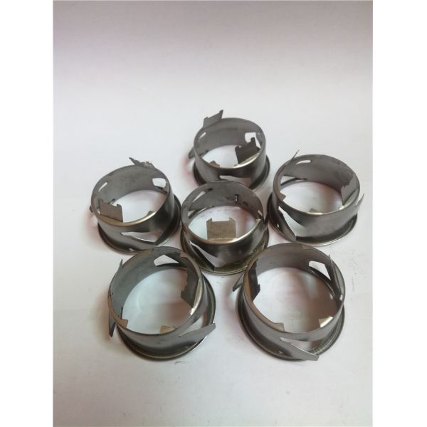 Las piezas de chapa profundas del drenaje del acero inoxidable, Metal la cubierta modificada para requisitos particulares de la luz de la embutición profunda LED