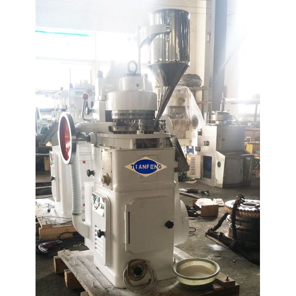 Планшета окомкователя больницы Zp15 Zp17 Zp19 машина химического роторного пробивая