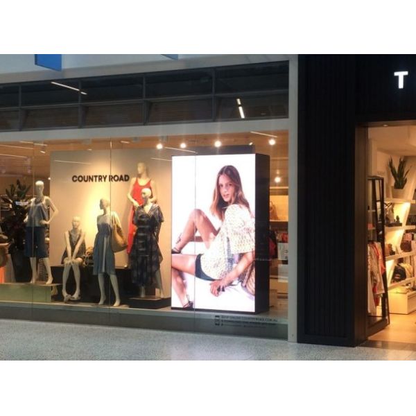 Lightweight High Resolution Transparent Glass LED Screen Wide Viewing Angle