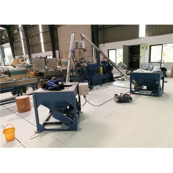 Low Noise Twin Screw Compounding Extruder , PP / PE Plastic Extrusion Machine